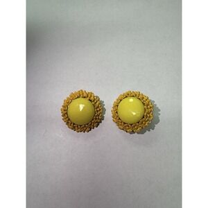 VINTAGE‎ CLIP EARRINGS~YELLOW/GOLD TONE